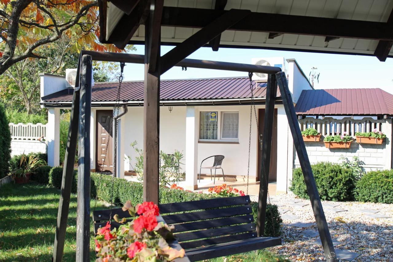 موتيل Aleksandrów Łódzki Bar Malwa المظهر الخارجي الصورة